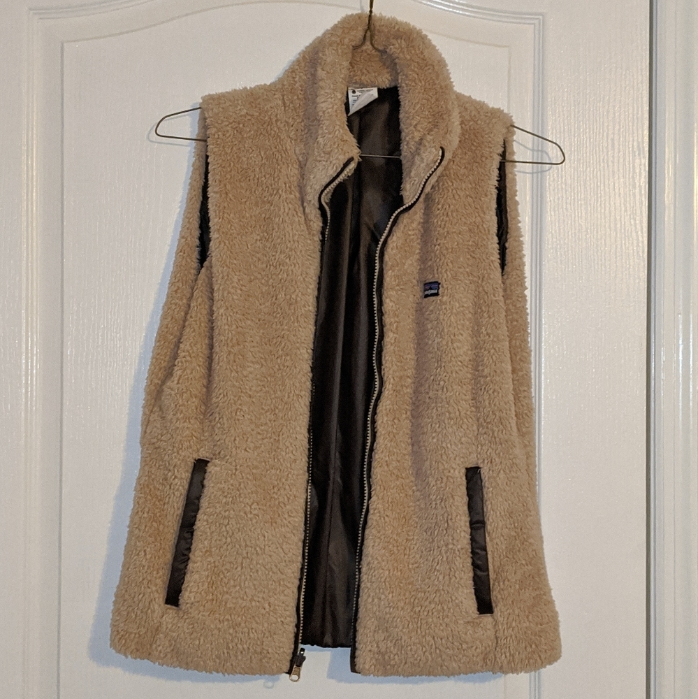 Patagonia Sherpa vest